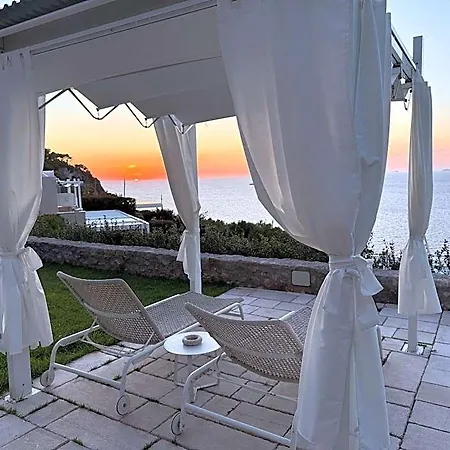 Dalessandro Capri